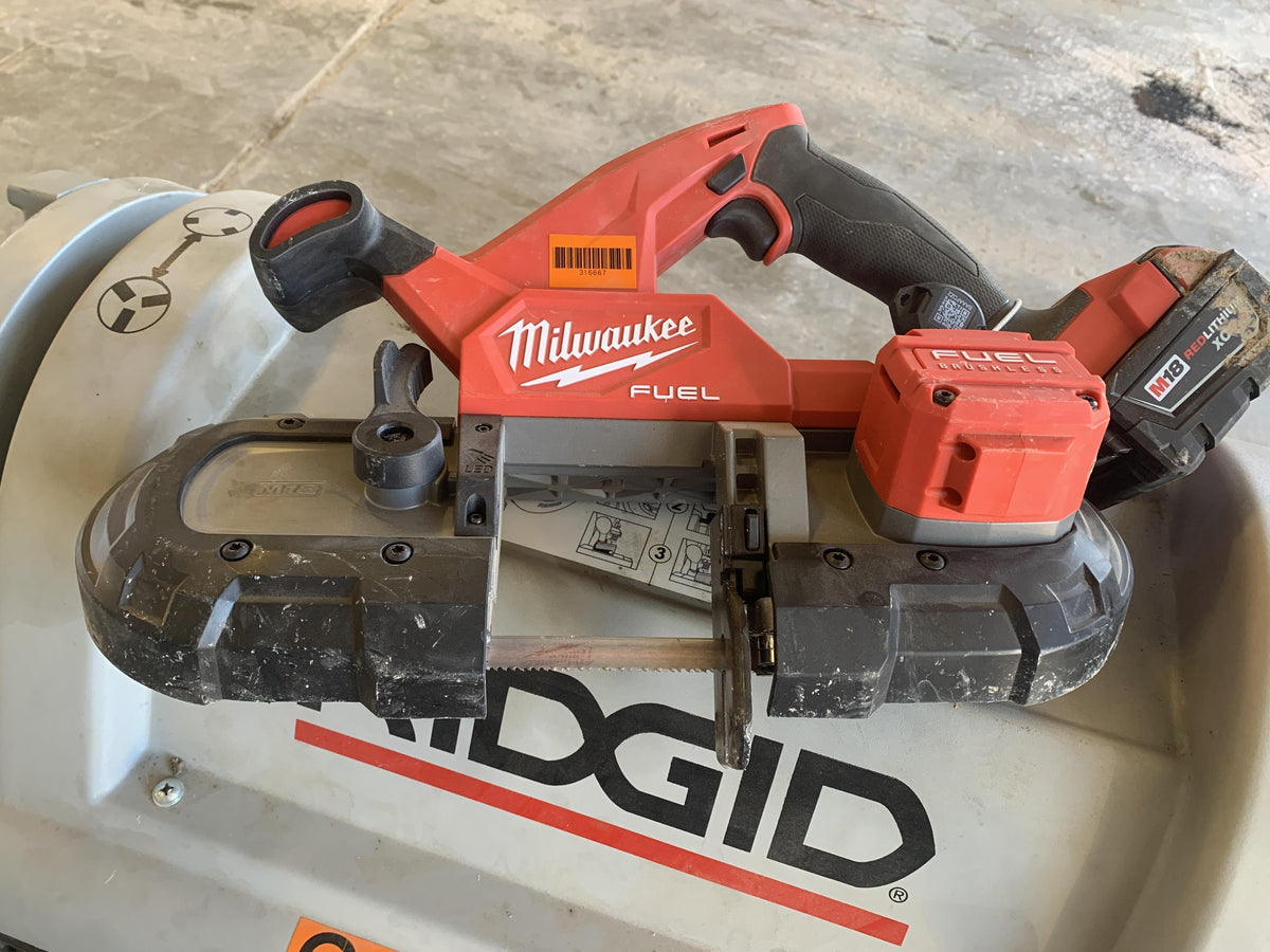 2023 MILWAUKEE 2829-22