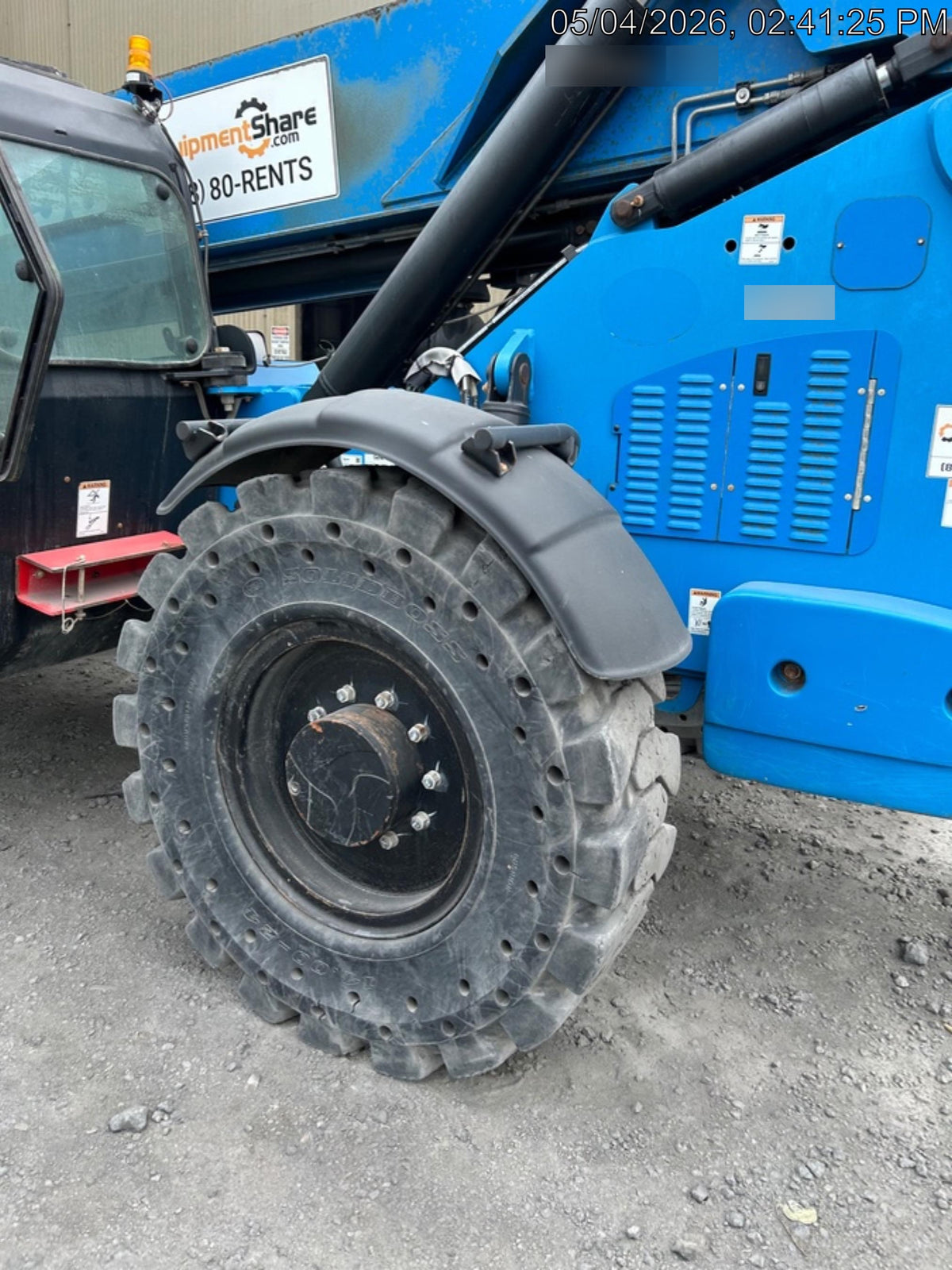 2019 Genie GTH-1056 Cab/Heat/AC, Solid RT Tires, LED Work Lights, Beacon 60" QA Carriage, 60" Forks