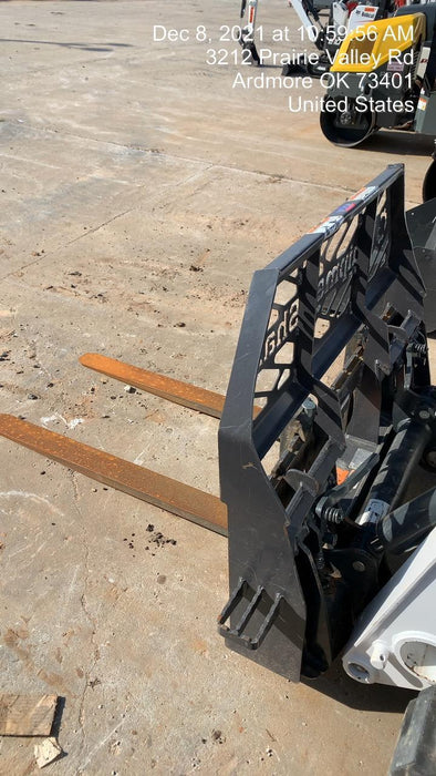 2021 PALADIN 48" Pallet Forks - Paladin