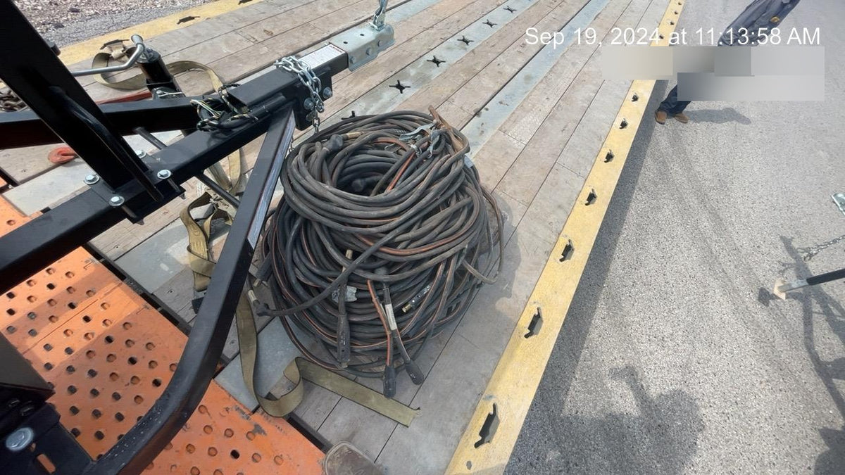 2024 Lincoln Electric LE400 Kubota V1505, Trlr, Cable Rack, Light Kit, ES Decals, T3