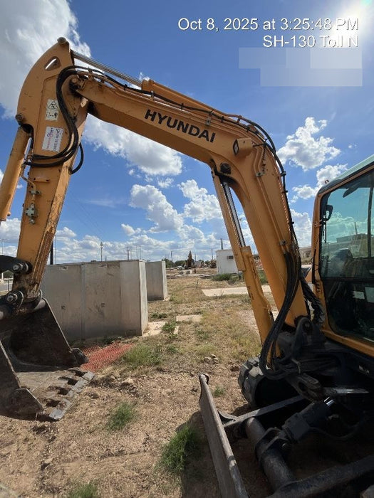 2016 HYUNDAI R60CR-9A