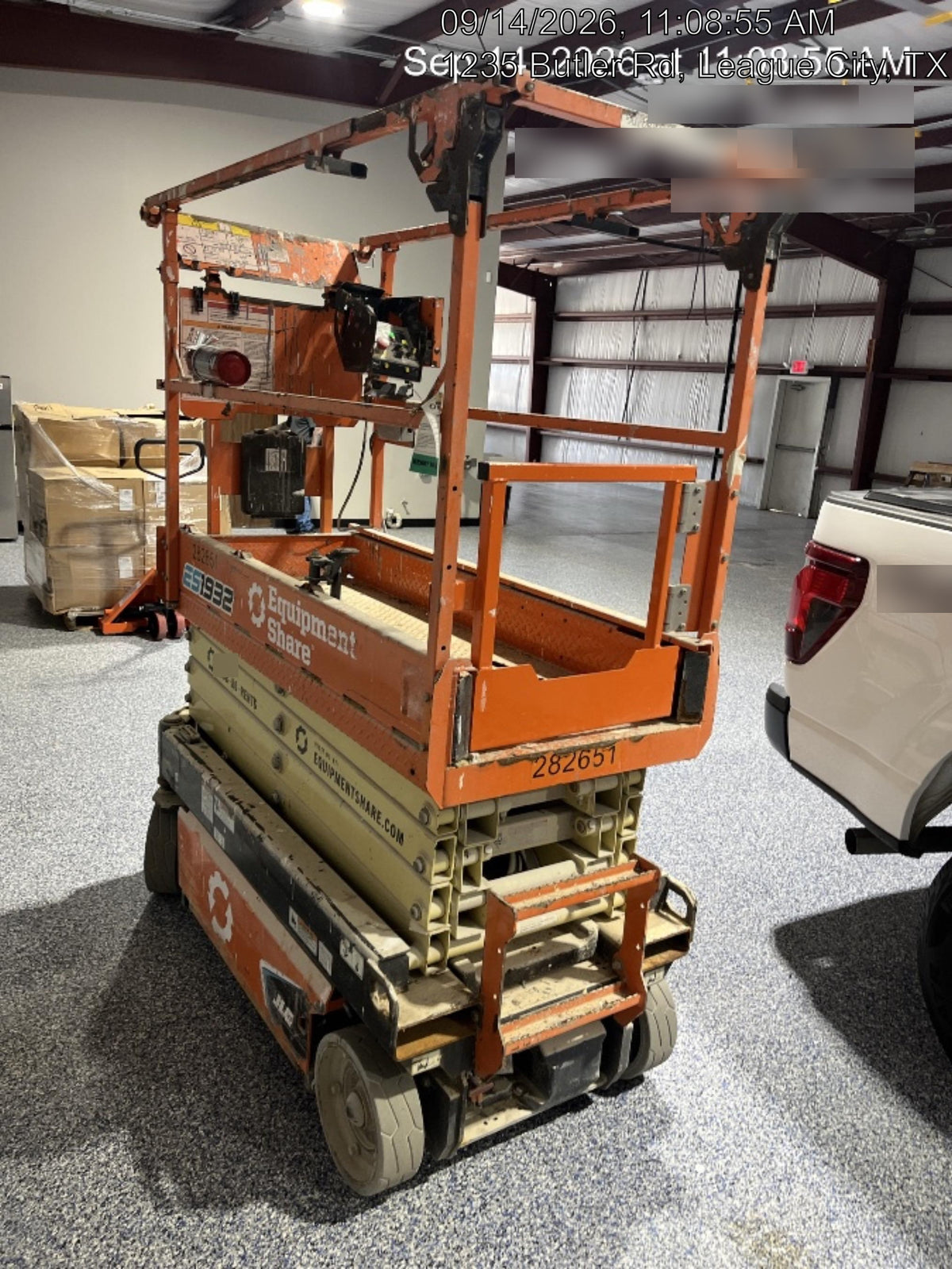2022 JLG ES1932