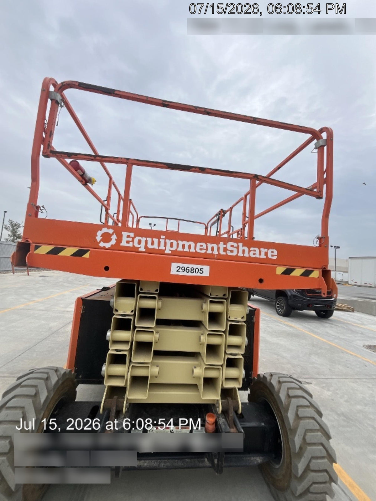 2023 JLG RT4394