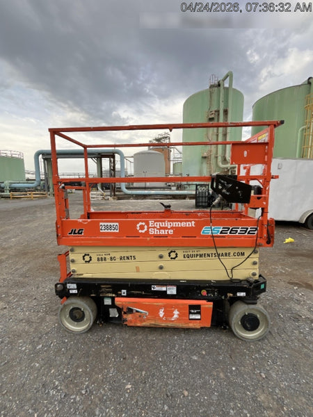 2022 JLG ES2632