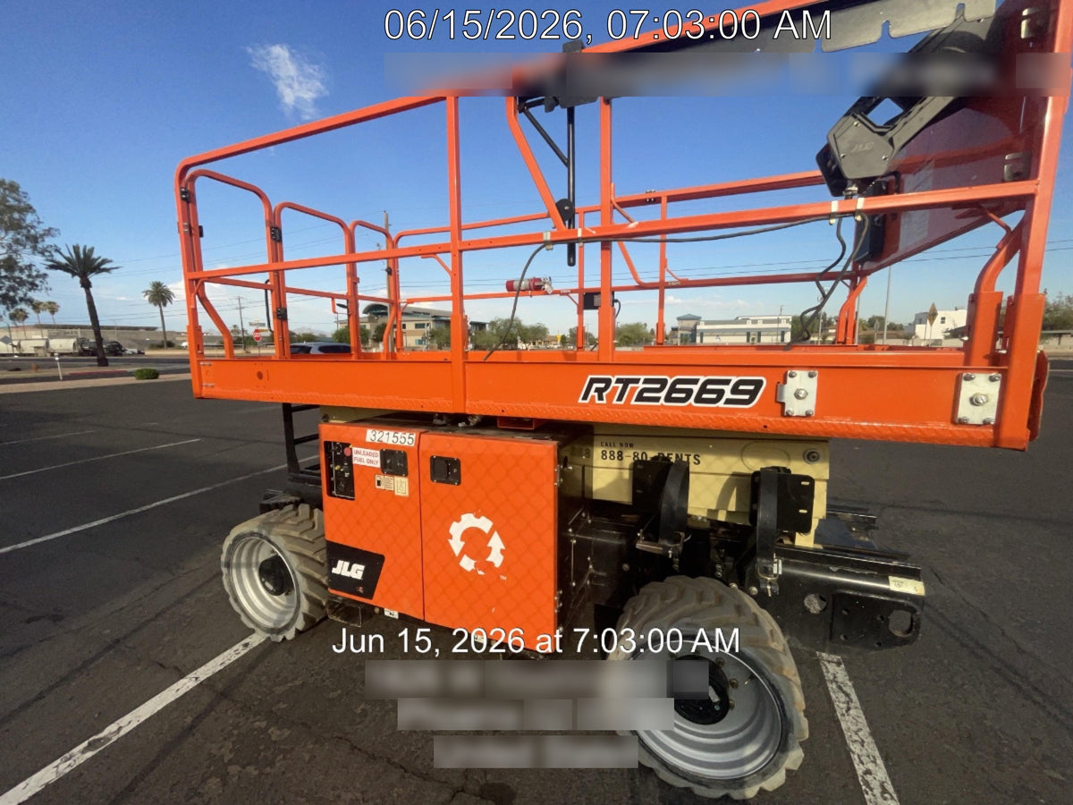 2023 JLG RT2669