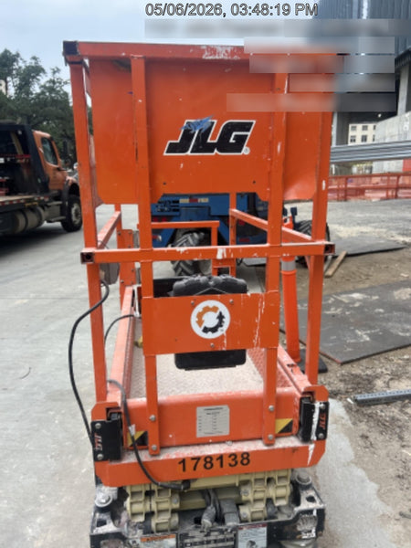 2021 JLG ES1330L
