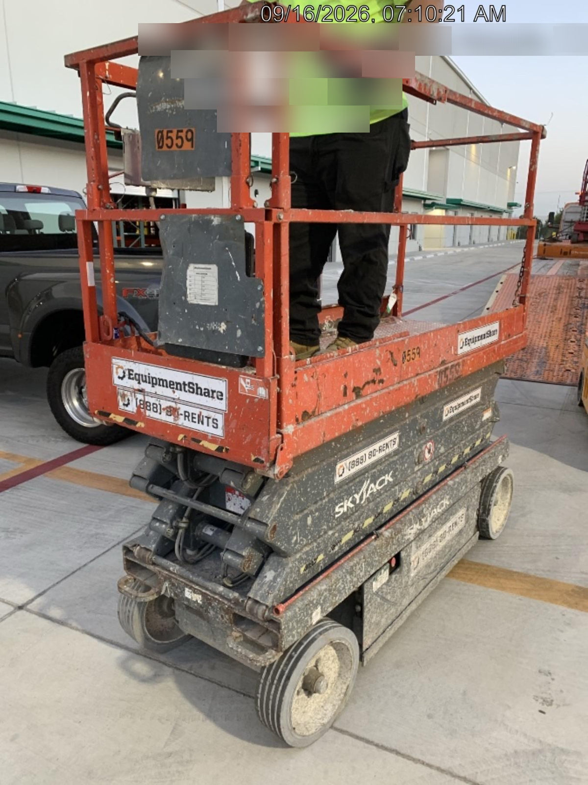 2015 Skyjack SJIII-3226 26' Scissor Lift