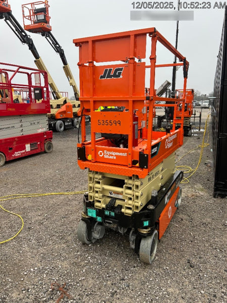 2025 JLG ES1932