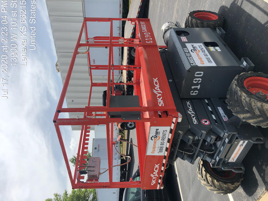 2017 SKYJACK SJ6832 RT