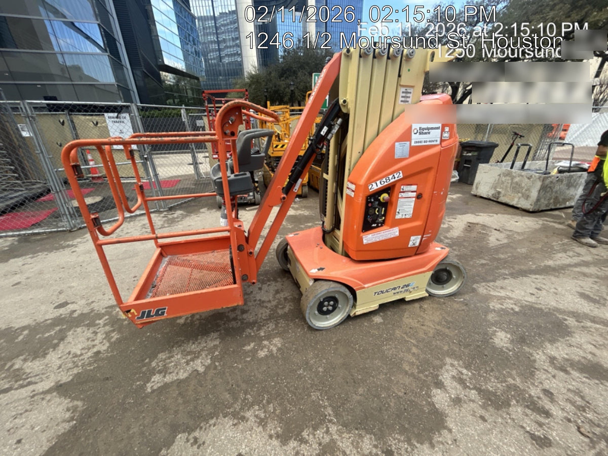 2022 JLG 26E