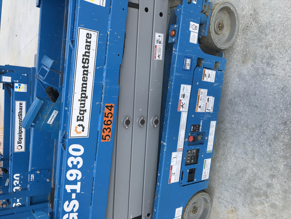 2019 Genie GS-1930 Fixed Rails with Chain Entry