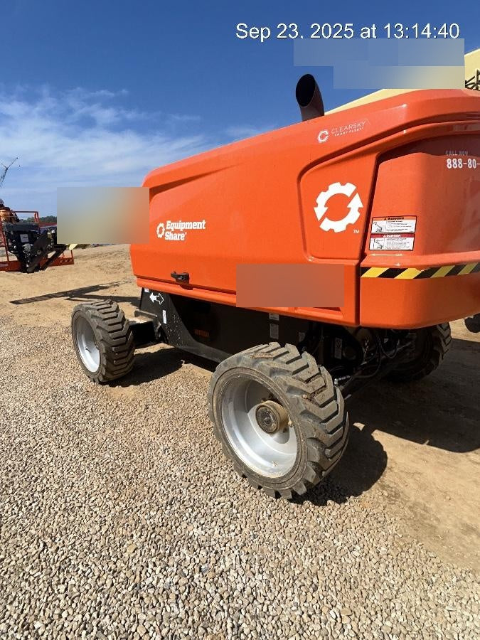 2025 JLG 660SJ