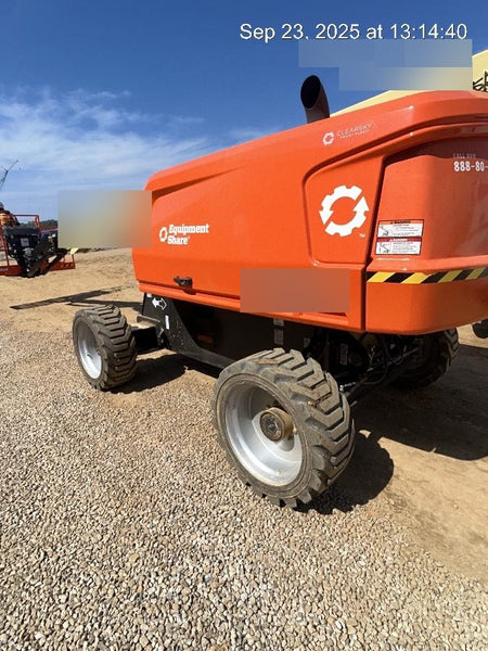 2025 JLG 660SJ