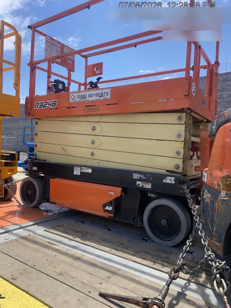 2022 JLG R3246