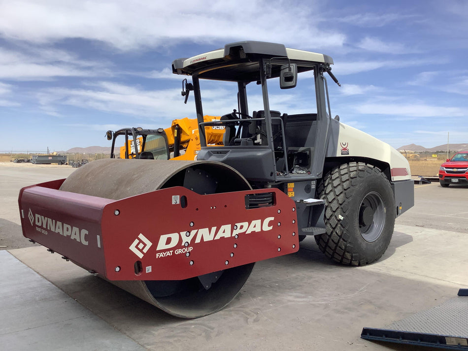 2021 DYNAPAC CA2500D