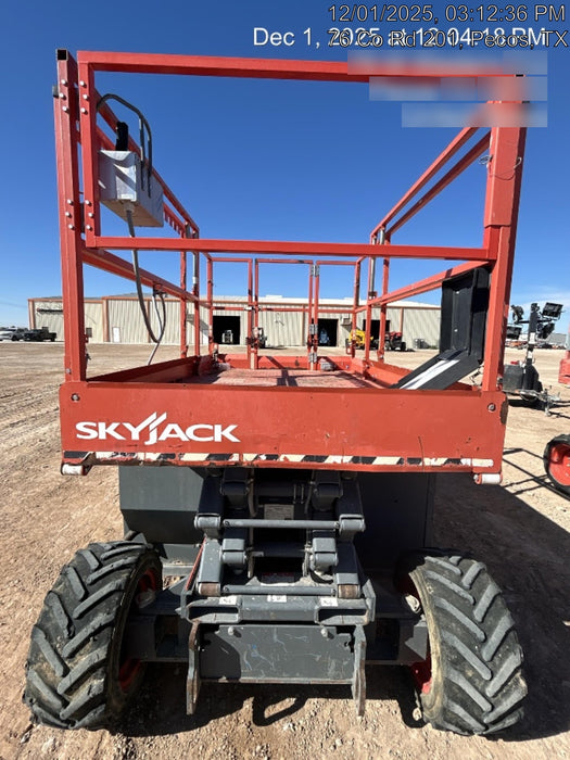 2017 SKYJACK SJ6826 RT