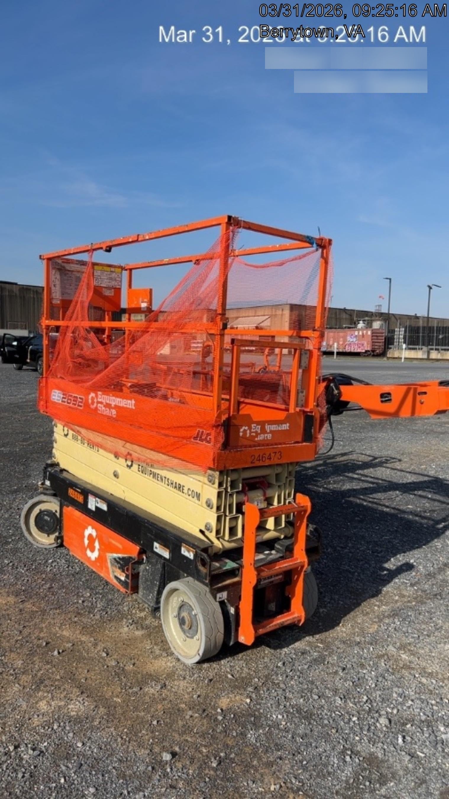 2022 JLG ES2632