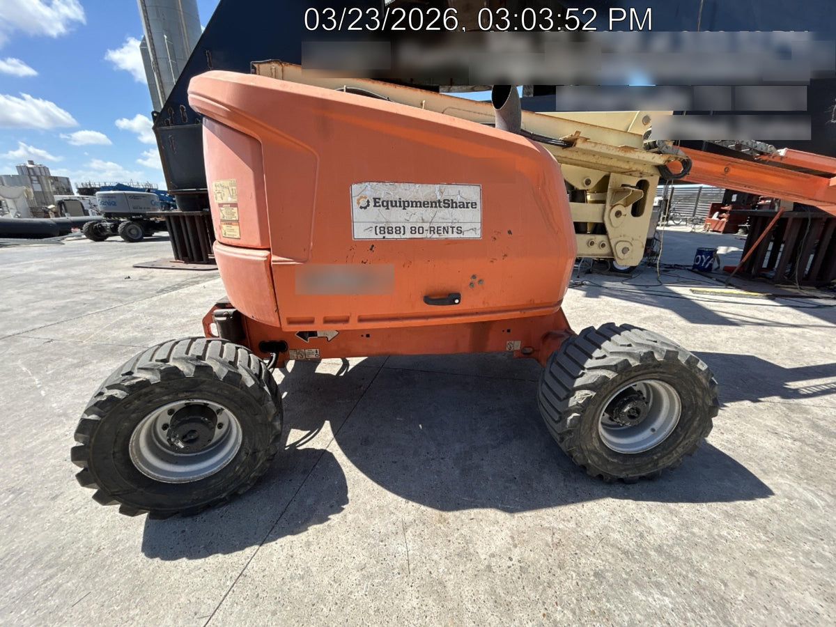 2019 JLG 450AJ
