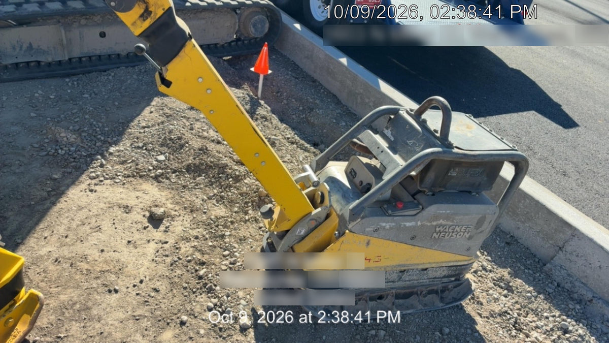 2020 Wacker Neuson DPU4545HEH Reversible Plate Compactor, Diesel