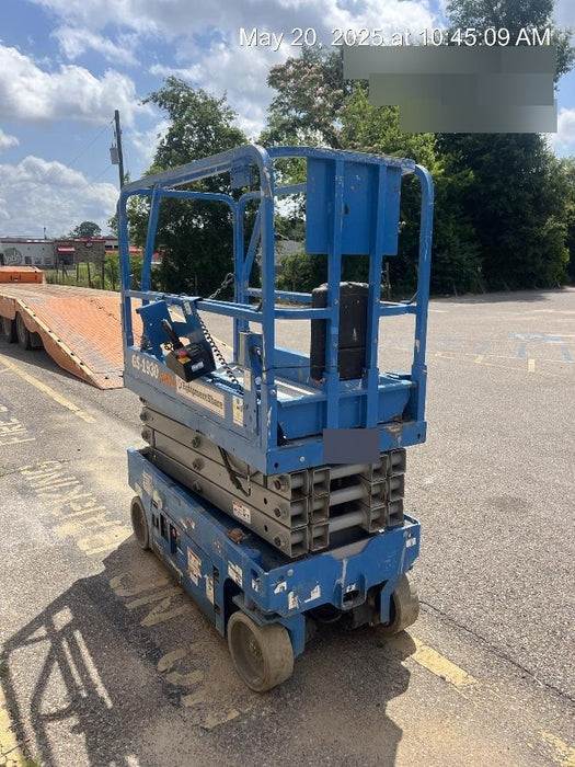 2019 Genie GS-1930 Fixed Rails with Chain Entry