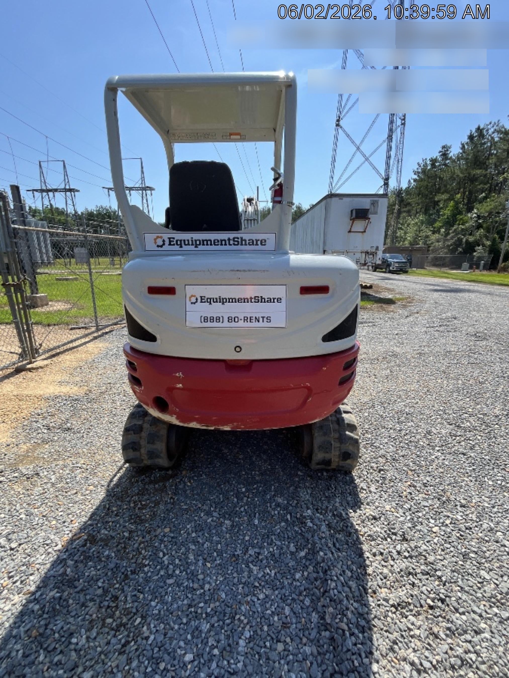 2022 TAKEUCHI TB235-2R