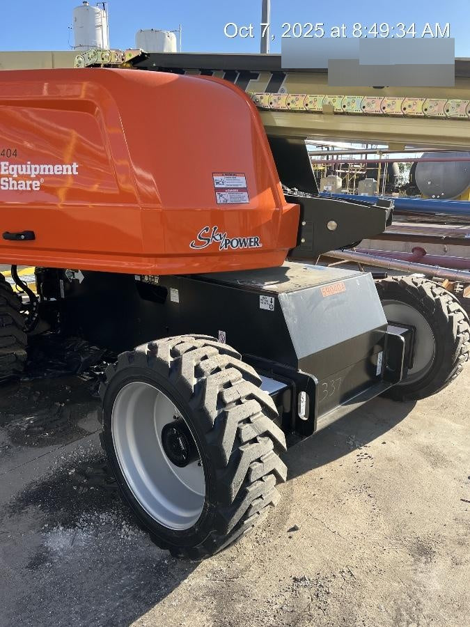 2025 JLG 660SJ