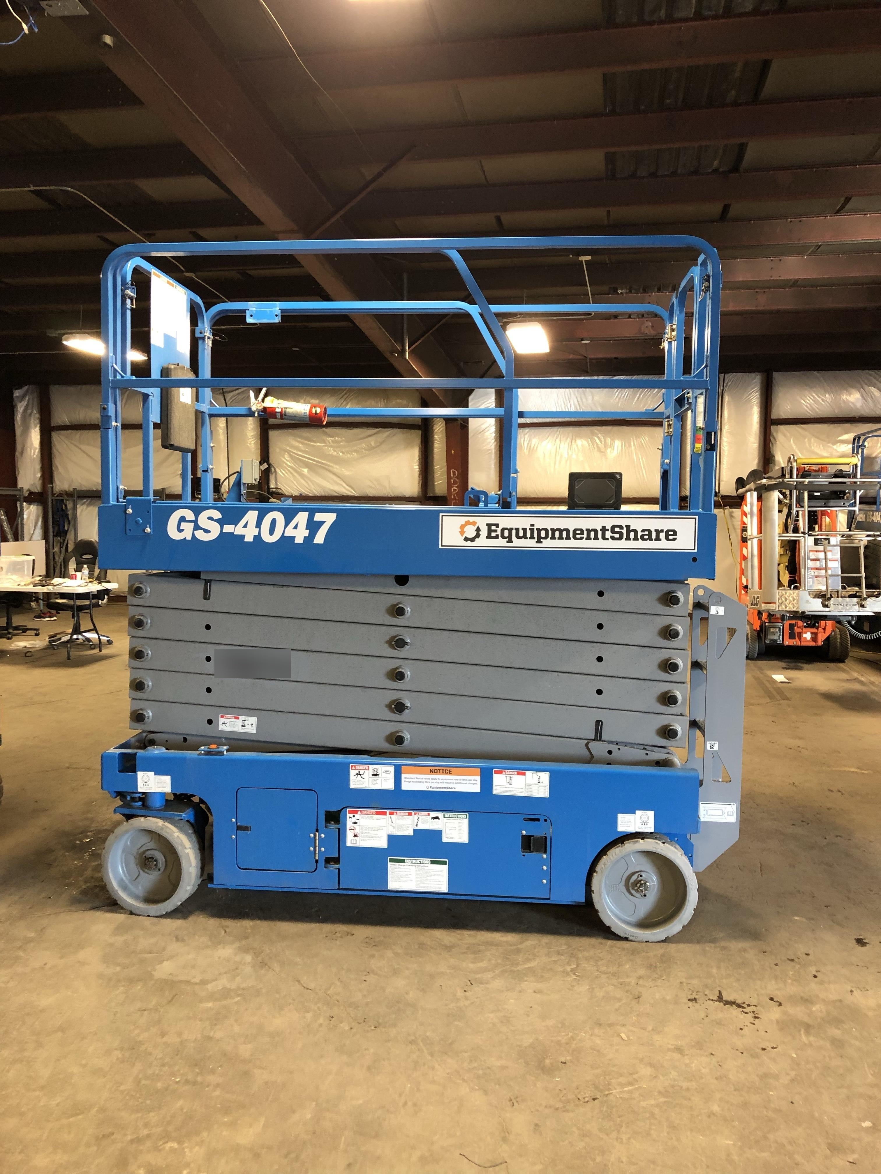 2018 GENIE GS-4047
