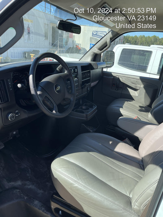 2023 CHEVROLET Express Van - Rental