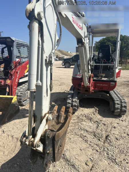 2025 TAKEUCHI TB235-2R
