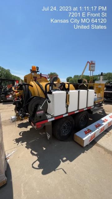 2023 Vac-Tron LP573XDT T4 Koehler Diesel Engine, 500 Gallon Debris Tank, x2 100 Gallon Water Tanks