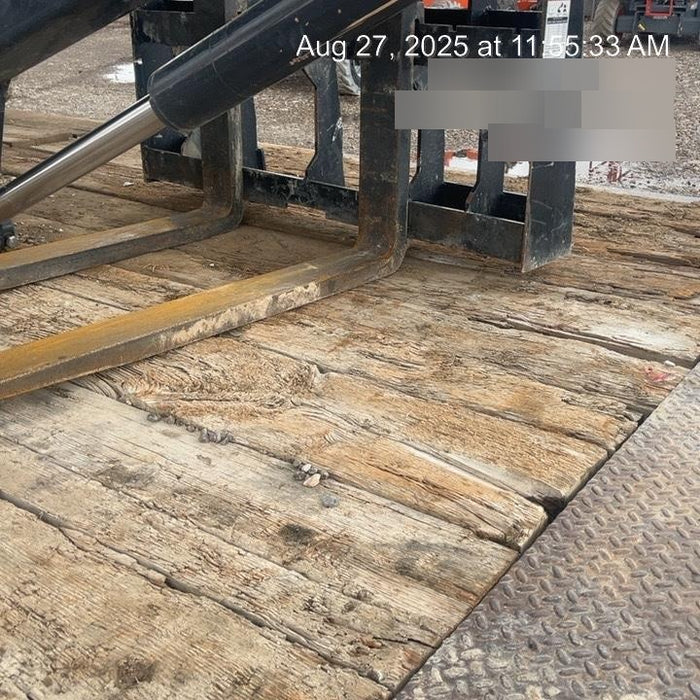 2021 TAKEUCHI 48" Pallet Forks - Takeuchi