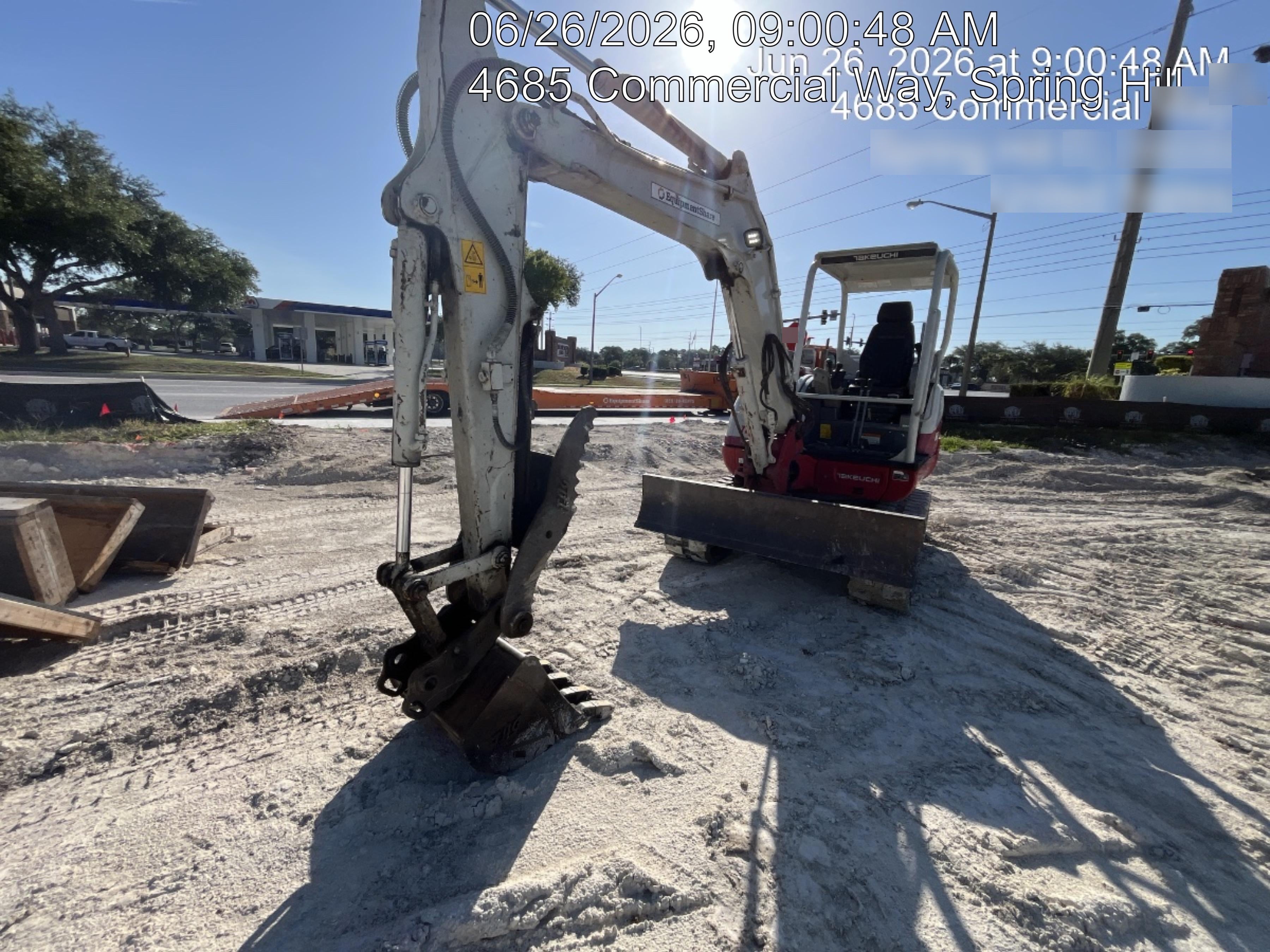 2022 TAKEUCHI TB250-2R