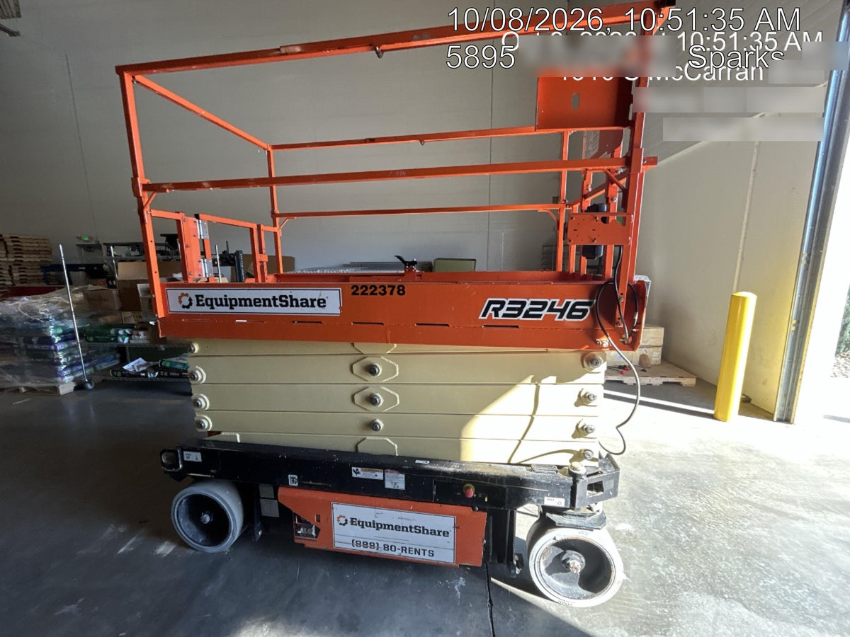 2022 JLG R3246