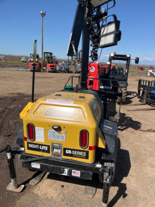 2022 Allmand NLV3GR (4) LED Light Fixture 350W, 23' Vertical Mast, 3kW Prime, Towable, ES Decals, T3