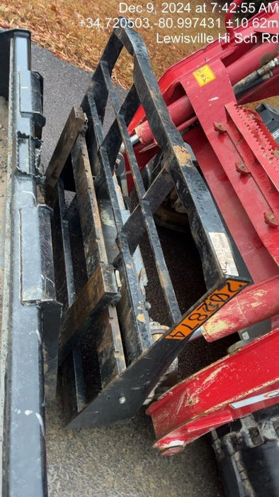 2022 ARROW MATERIAL HANDLING 60" Pallet Forks - Arrow