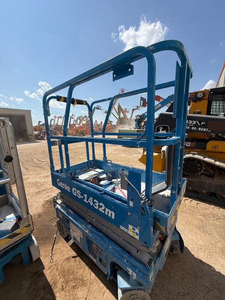 2022 GENIE GS-1432