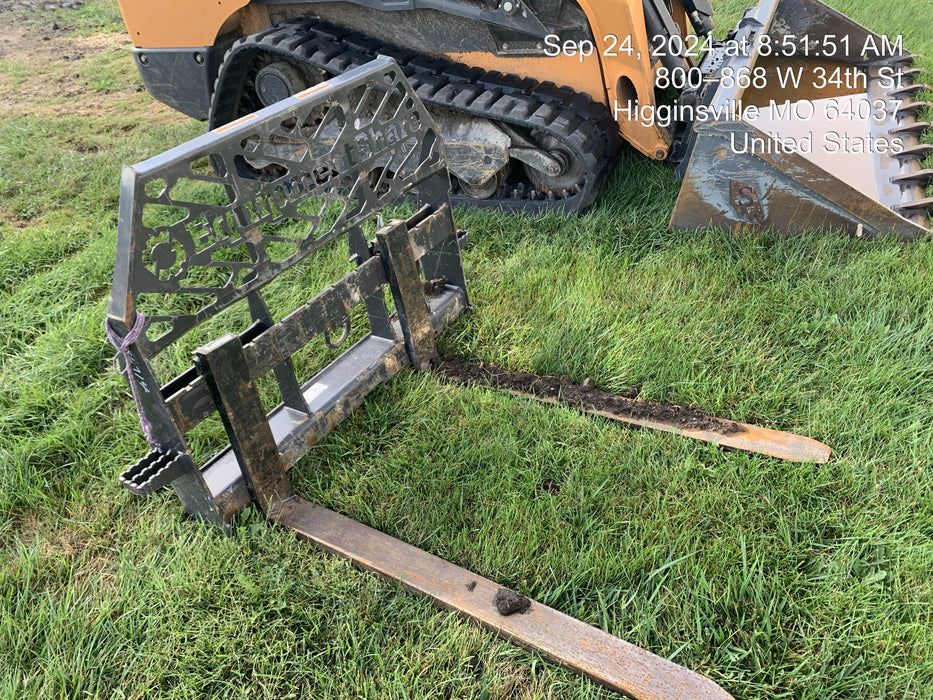 2022 PALADIN 48" Pallet Forks - Paladin