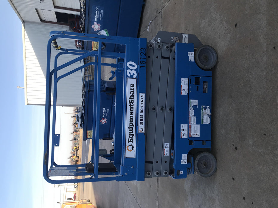 2018 Genie GS-1930 Genie GS-1930 w/Fixed Rail, Chain Entry