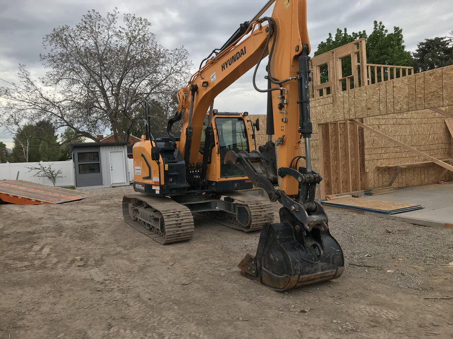 2017 HYUNDAI HX145LCR