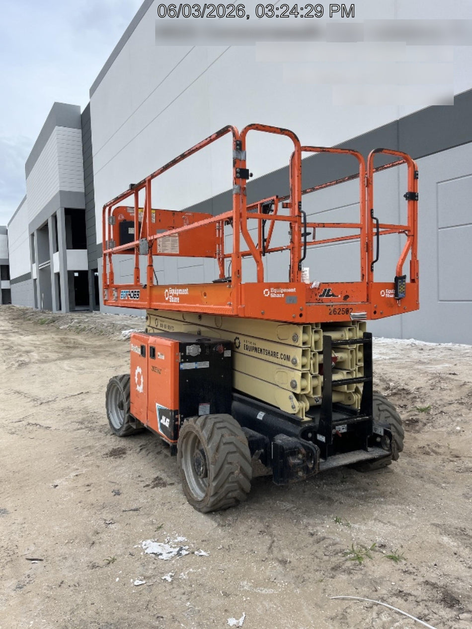 2022 JLG ERT4069