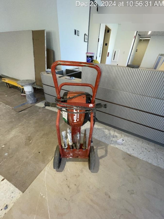 2020 HILTI TE 3000-AVR