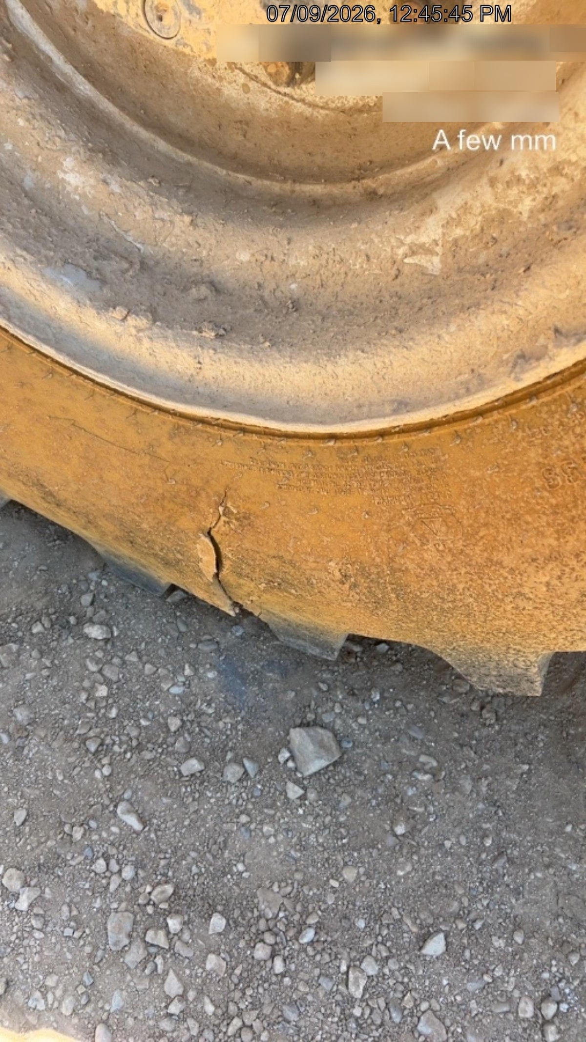 2021 JLG 1732