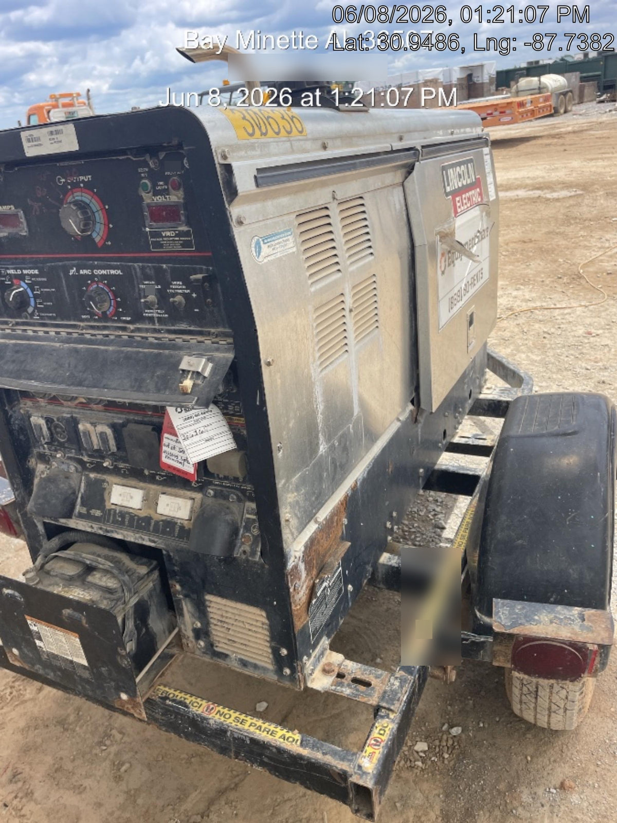2019 Lincoln Electric Vantage 322 Welder Ready-Pak 3, Two wheel trailer, Fender and Light kit, Cable Rack