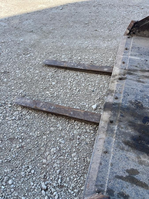 2021 ARROW MATERIAL HANDLING 60" Pallet Forks