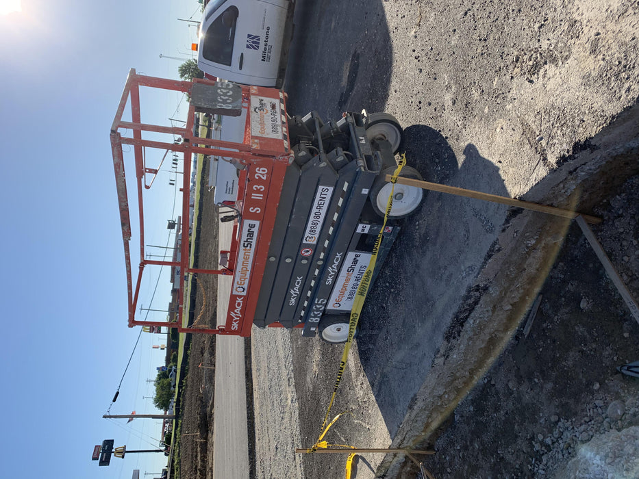 2018 Skyjack SJIII-3226 Skyjack SJIII3226 Scissor Lift w/Trojan Batteries