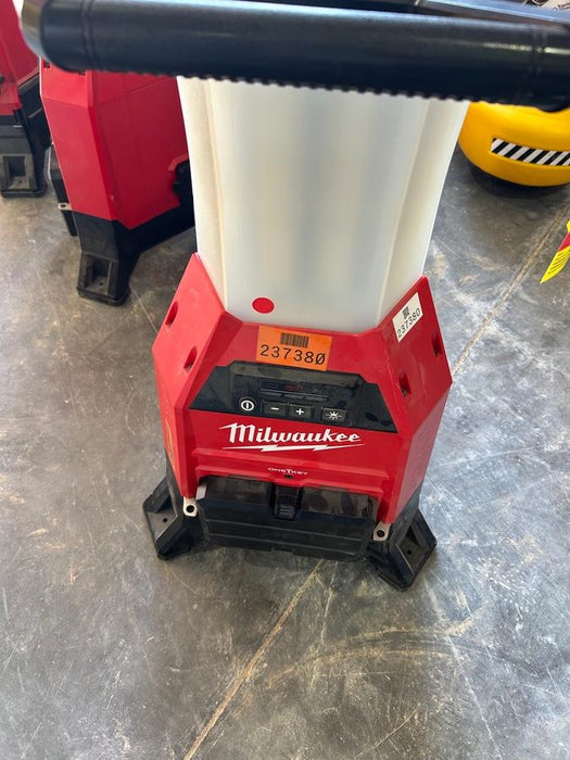 2021 MILWAUKEE 2150-20