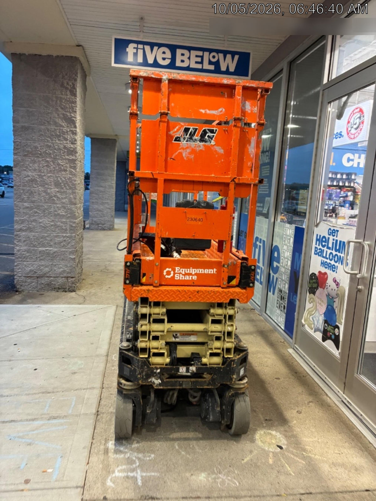 2022 JLG ES1932
