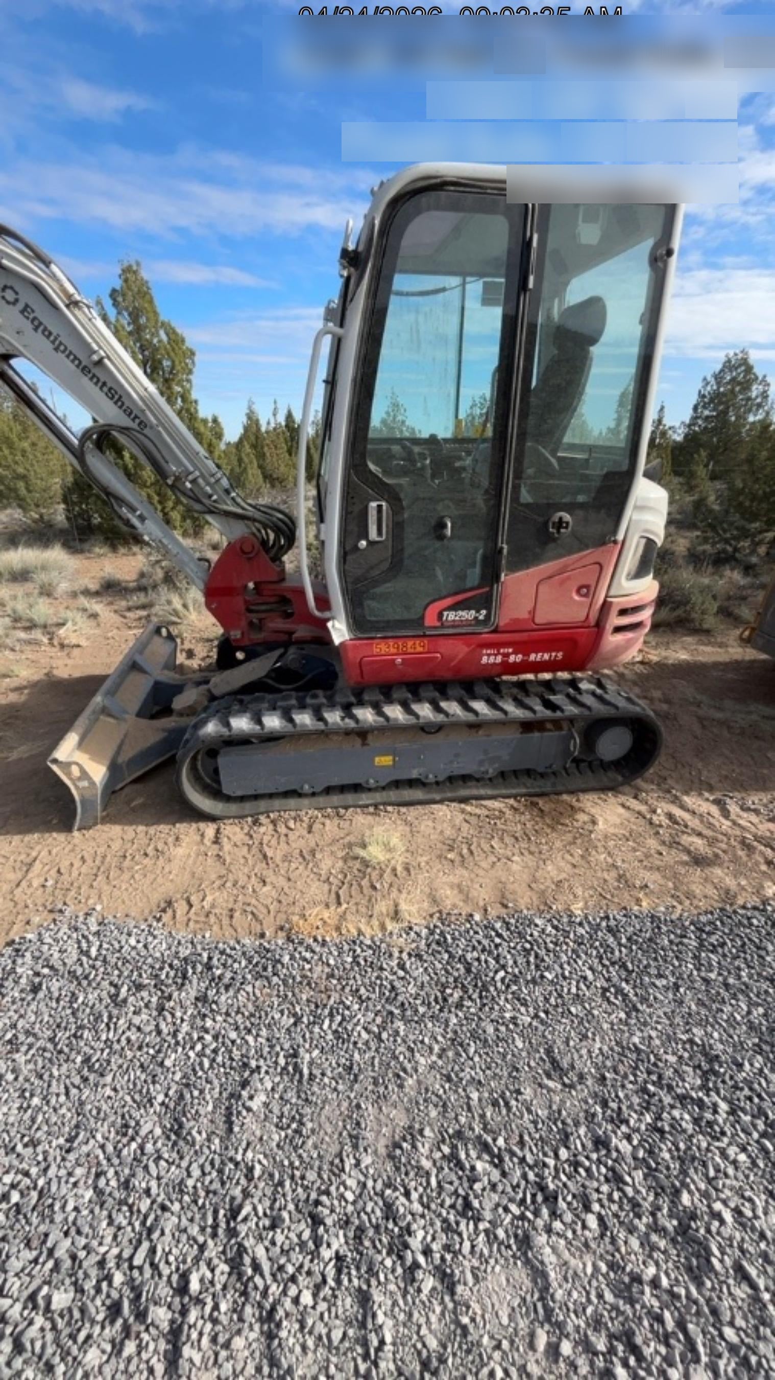 2025 TAKEUCHI TB250-2CR