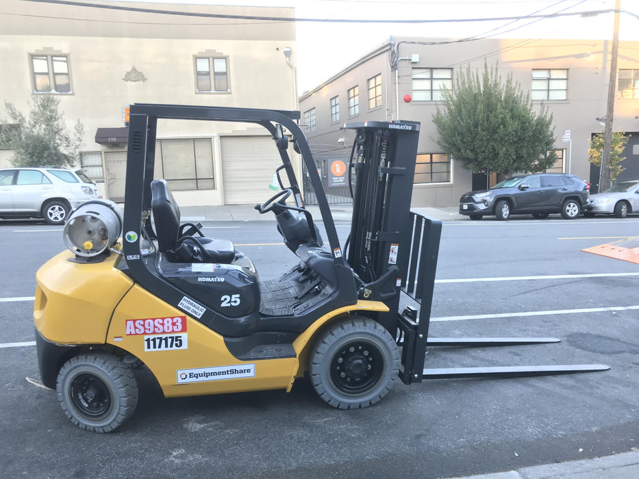 2020 KOMATSU FG25T-16