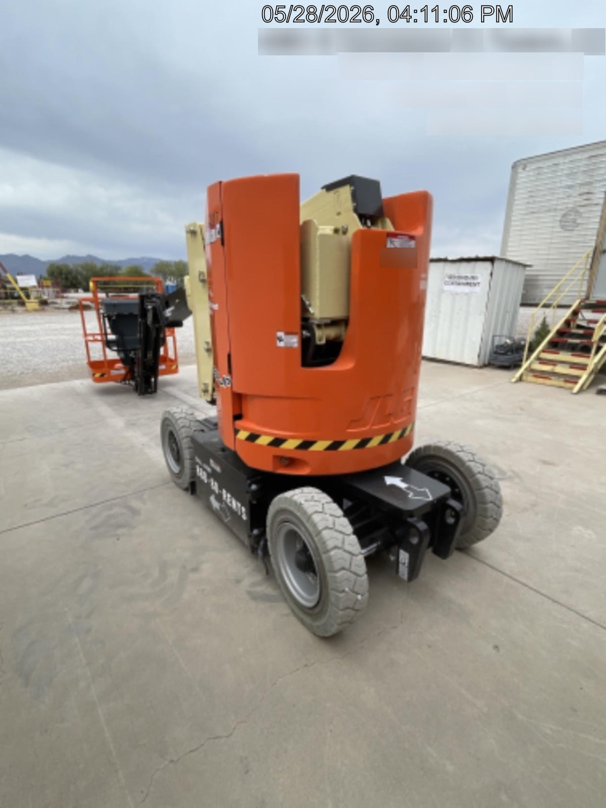 2026 JLG E300AJP